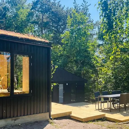 Summer House By Sejero Bay With Panoramic Windows Hébergement de vacances Højby